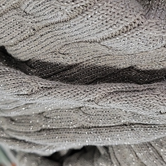 Pursuits, ltd Womens Lurex Chrome Thread Cable Knit V-Neck Sweater Size XXl - Picture 11 of 11